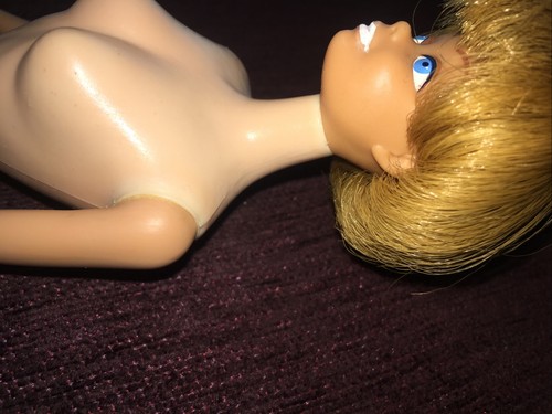 Vintage bend leg American girl Barbie midge No Freckles titan white lips RARE - Picture 9 of 9