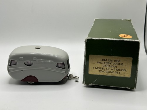 Lansdowne Models LDM 17x 1956 Willerby Vogue Caravan; 1/43 Scale Brooklin 1464 - Picture 3 of 14