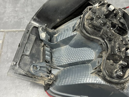 Piloto trasero izquierdo bmw serie 1 f20 f21 vfl luz trasera original 7270095 - Imagen 21 de 23