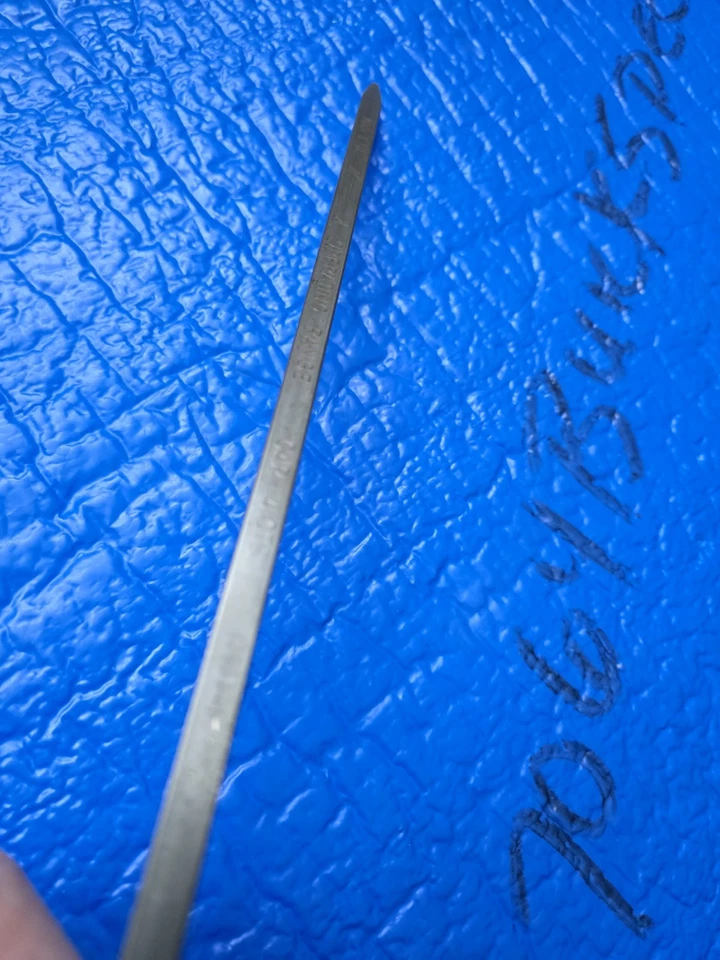 Varilla de medición de aceite Skylark Sportwagon Lesabre Special Rover 1964-1967 motor Buick 300 Foto 4 de 4