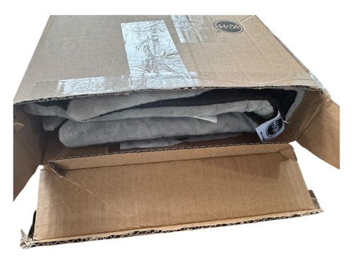 K & H Self-Warming Pet Crate Pad 7922 - Gray - Medium 21" X 31" - Picture 3 of 5