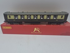 #6765 Hornby R4427 Pullman 3rd Class Parlour Car 'No 66' - steel sided- Lights.