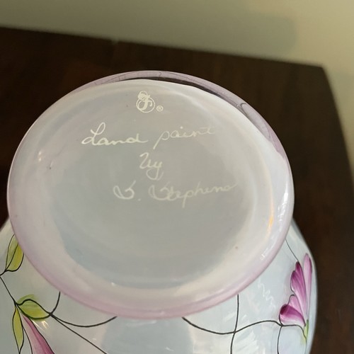 Vetro Fenton - Vaso opalescente francese - Vetro colorato dipinto a mano floreale - Foto 6 di 7