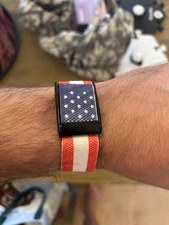 New Whoop 5.0 USA color band. Comes in Black color trim/hook/link/clasp