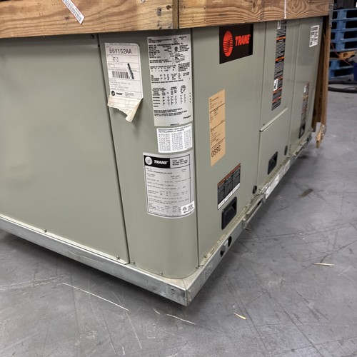 NEW!! TRANE 3 TON ROOFTOP UNIT WSC036A4R0A25D100A0000200 Heat Pump - Picture 4 of 8
