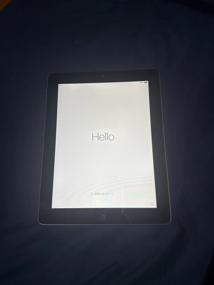 Apple iPad 2º General Modelo MC770LL/A 32GB Plateado Foto 2 de 3