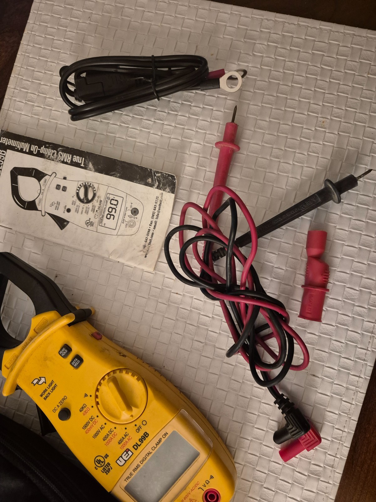 UEI DL99B True RMS Digital HVAC Clamp Meter With Case