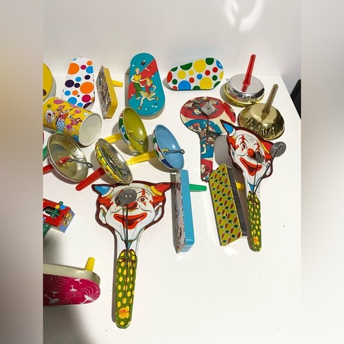 Colorful Vintage Noisemakers Set Lot New Years Party USA - Picture 3 of 5