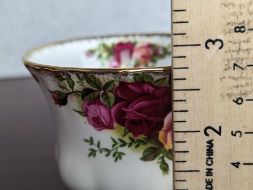 Royal Albert Bone China Tea Cup Saucer Set Old Country Roses Gilded England - Picture 16 of 20