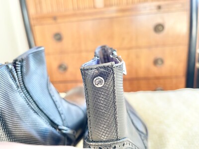 NIB ROBERT GRAHAM VANDAM Men display picture 1