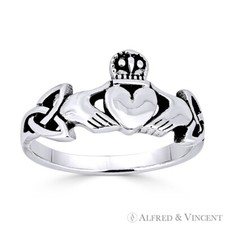 Claddagh Heart Irish Celtic Knot Triquetra Charm Ring in .925 Sterling Silver