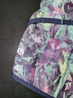 Picture 3 of 6