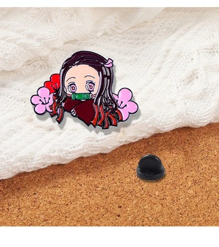 Set of 5 Demon Slayer Pin Badge Kimetsu No Yaiba Enamel Brooch Tanjirou Nezuko - Picture 2 of 8