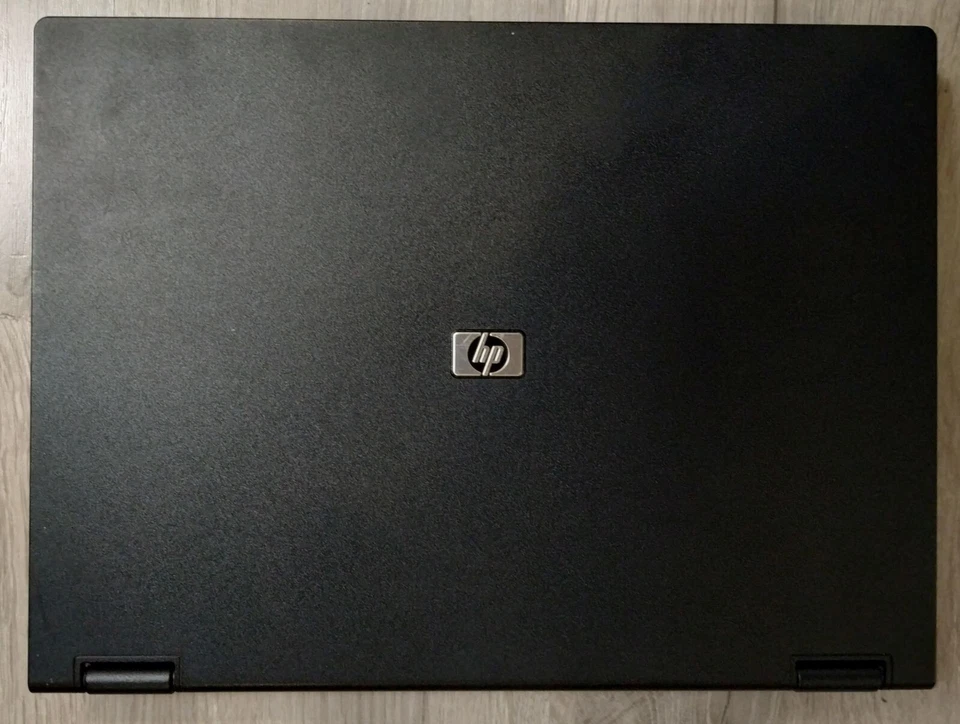 HP Compaq 6710s Intel Core 2 Duo-T7100 1,8GHz 1GB RAM 15.4" Windows 7 32 bits - Imagen 2 de 4