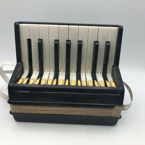 DAMAGE Everest Childs Toy Training Accordion Incomplete Parts Repair Toy Vintage - Picture 8 of 12