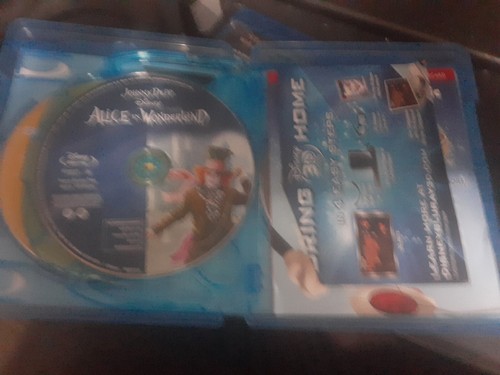 Alice in Wonderland (Blu-ray/DVD, 2010, 4-Disc Set, Includes Digital Copy 3D) - Imagen 5 de 5