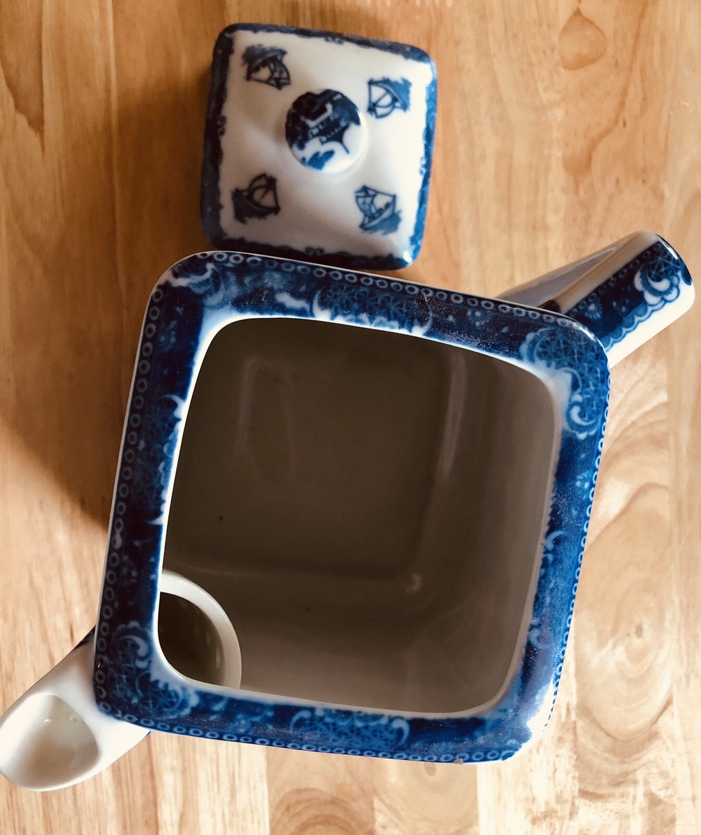 【希少】RINGTONS ブルーウィロー ティーキャディ VINTAGE BLUE WILLOW RINGTONS LIMITED TEA MERCHANTS CONG FORM