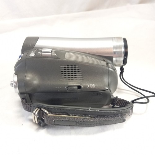 Panasonic PV-GS39 Mini DV Camcorder Only For Parts Not Working As Is Parts - Picture 3 of 7