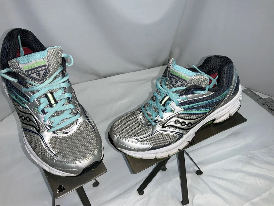 Zapatos para correr Saucony Cohesion 9 talla 7 para mujer azul plateado como nuevos YGI F0S-39 Foto 2 de 4