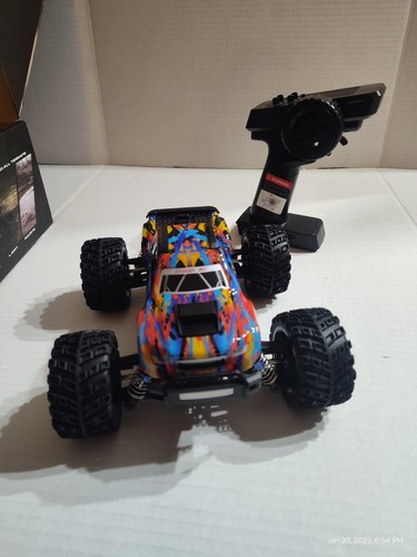 MJX 20208 RC CAR WITH LED LIGHT 39KM/H BRUSHLESS HIGH SPEED RC Off-ROAD 1/20 - Picture 8 of 23