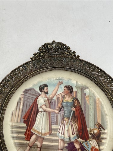 Vintage Wall Plaque Medallion Roman Victorian Themed Porcelain Metal Frame 8” - Picture 3 of 6