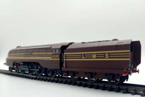 OO Gauge 1:76 Scale LMS Duchess Coronation Express Locomotive Train Model - Picture 6 of 10
