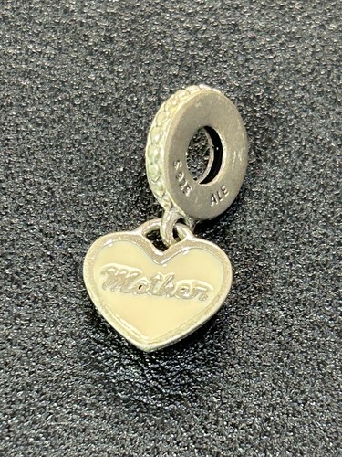 Pandora Sterlingsilber ""Mama"" Emaille Charm 925 ALE
