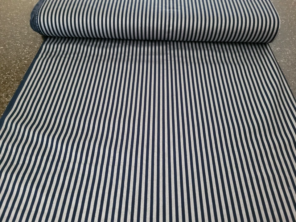 Seasons Greetings por Fabri-Edredón Metálico Plateado Azul Marino Rayas Foto 3 de 3