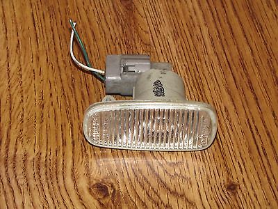 SCION xA xB FENDER SIDE MARKER LIGHT 2004-2006 LH OEM DRIVER SCION xA xB FENDER SIDE MARKER LIGHT 2004-2006 LH OEM DRIVER
