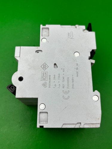 MEM MCH310 C10 10A 3 Phasen MCB - Bild 2 von 4