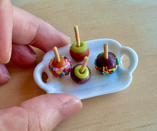 Dollhouse Miniature 1:6 1:12 handmade clay fruit strawberries chocolate plate - Picture 7 of 29