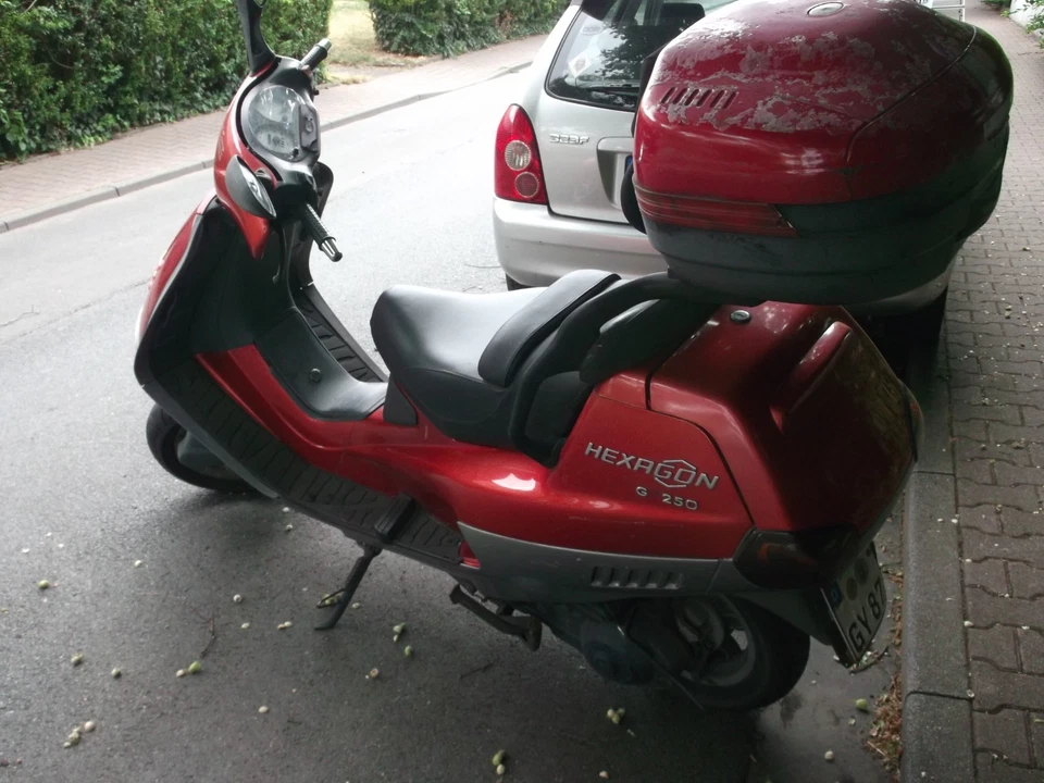 piaggio hexagon gt 250 - Bild 2 von 4