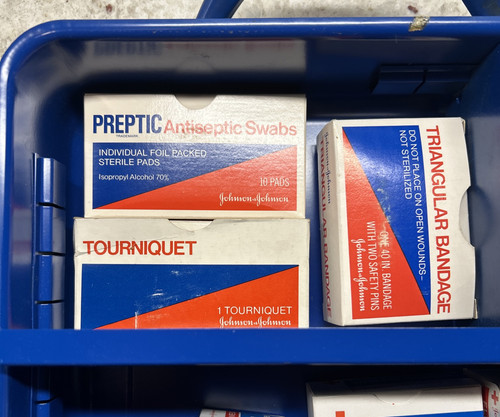 Johnson And Johnson Industrial Metal First Aid Kit W/ Partial Original Contents - Picture 20 of 24