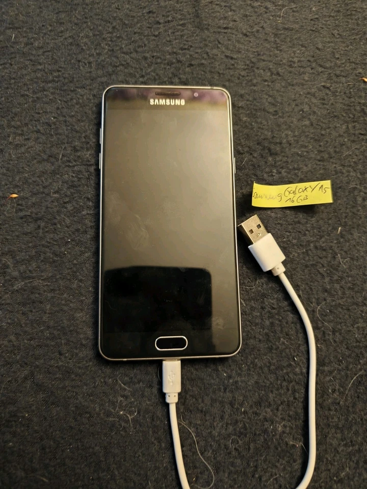 Samsung Galaxy A 5, Foto 1 von 3