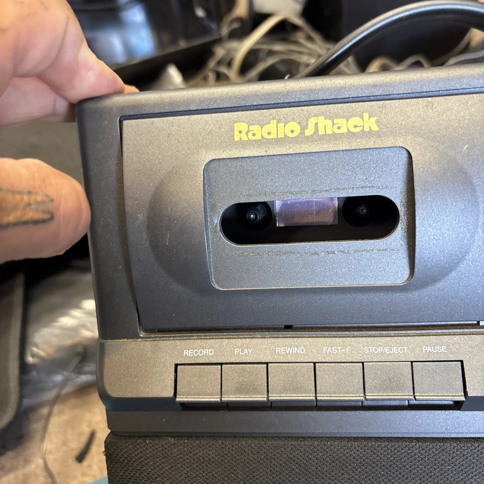 Máquina de karaoke Radio Shack (sin micrófono) Foto 3 de 4