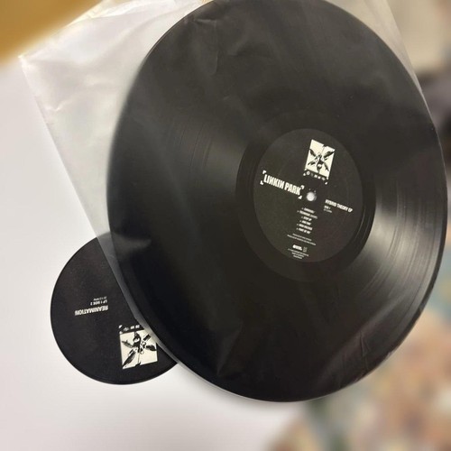 Linkin Park Hybrid Theory 20th Anniversary Limited Edition Box Set CD Album RARE - Picture 6 of 9