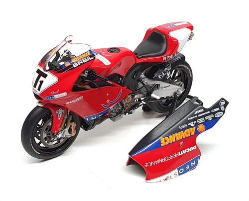 Minichamps 1/12 Scale 122 020099 - Ducati Desmosedici MotoGP - Prova 2002 - Picture 1 of 5