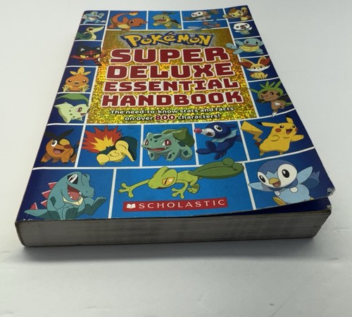 Super Deluxe Essential Handbook; Pokémon: The- Scholastic, 1338230891, paperback - Foto 8 di 13