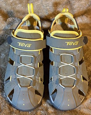 Teva 6969 Deacon Mermaid Closed Toe Hiking Sandals Gray Yellow Women s Size 8