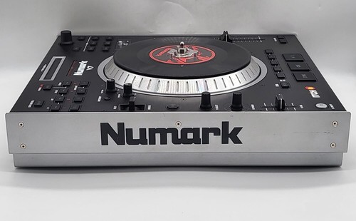 Numark V7 Motorized Turntable Software Controller Pair - Picture 10 of 12