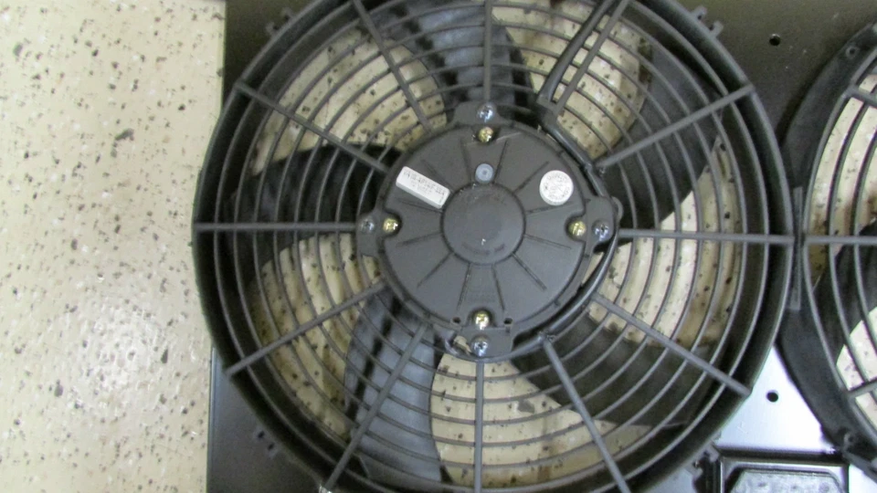 Maserati 3200 GT, Conjunto Ventilador Radiador Nuevo, P/N 383305023 Foto 2 de 4