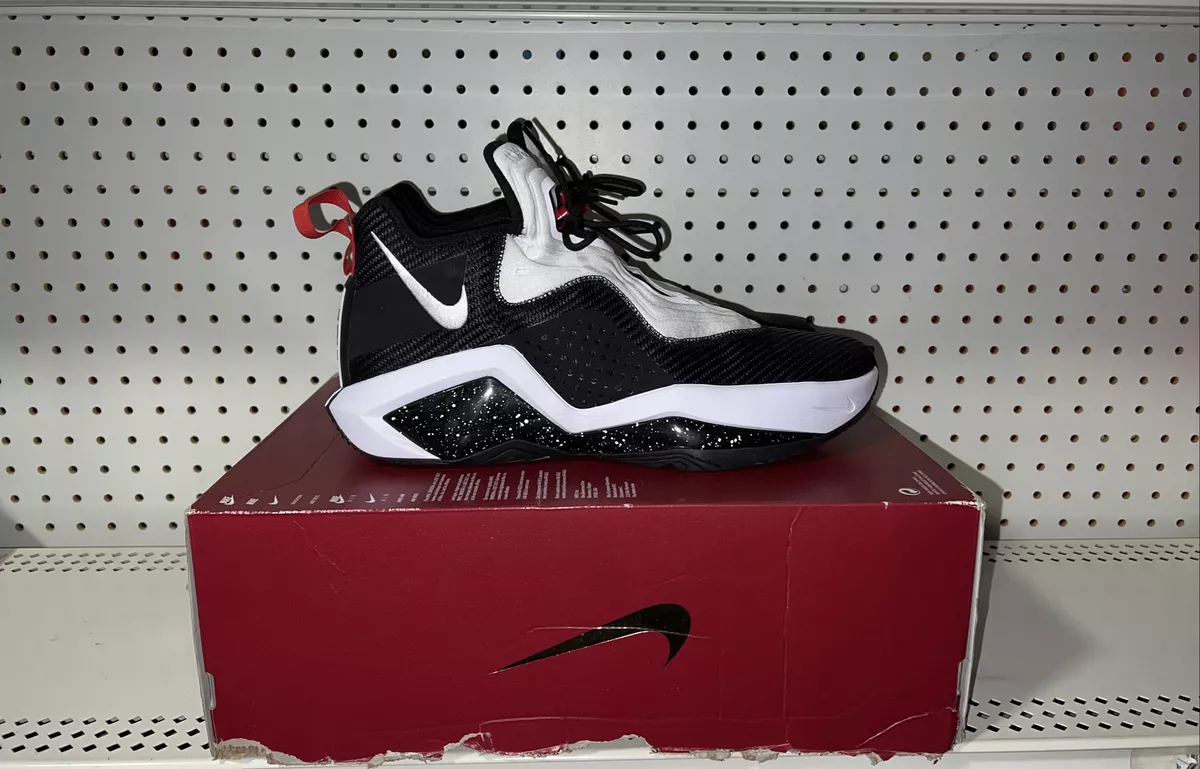 Lebron 14 deals black and white