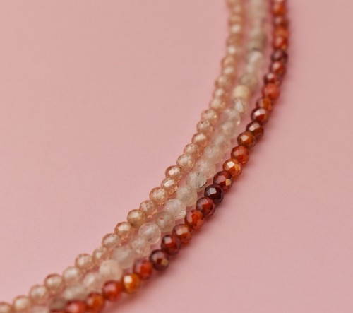 Dainty multi layer carnelian collar choker, peach moonstone necklace - Picture 4 of 14
