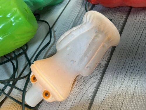 Vintage 7 Blow Mold Plastic Frog Patio RV Camping Party Lites Tiki Light String - Picture 3 of 8