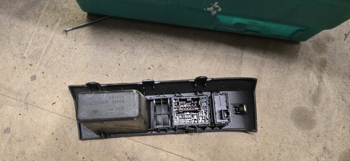 K12 03-2010 Nissan Micra Scheinwerferschalter und Außenspiegelsteuerung 68485 AX600 - Bild 2 von 3