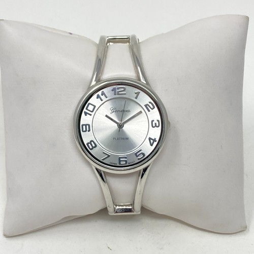 Geneva Watch Women 32mm Silver Tone Hinged Cuff Round New Battery 6.25" - Picture 3 of 13