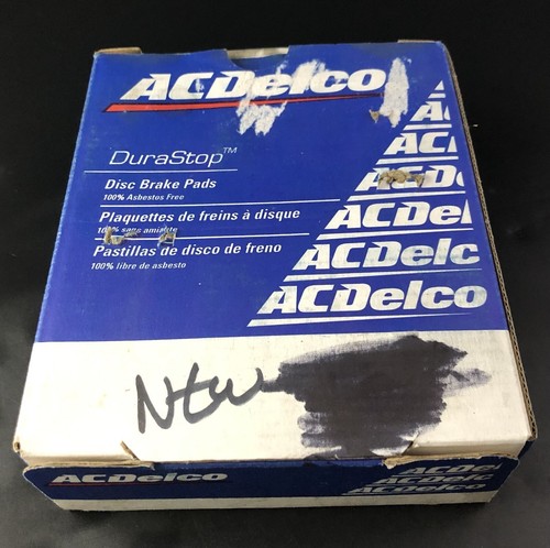 ( OEM GM ACDelco REAR Brake Pad Set Ceramic Disc Ve10 - Picture 7 of 7