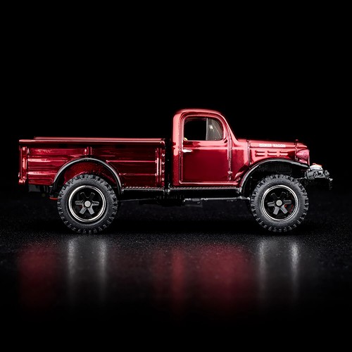 Hot Wheels RLC Exclusive 1952 Dodge Power Wagon NEW IN HAND - Picture 8 of 9