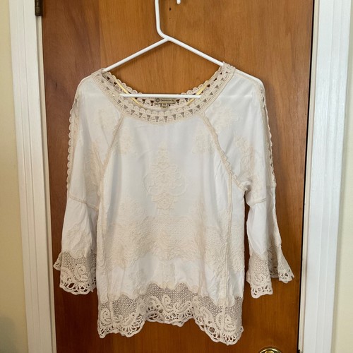 Democracy Lace Embroidered Open Arm Details Bell Sleeve Crochet Top Ivory Sz XS