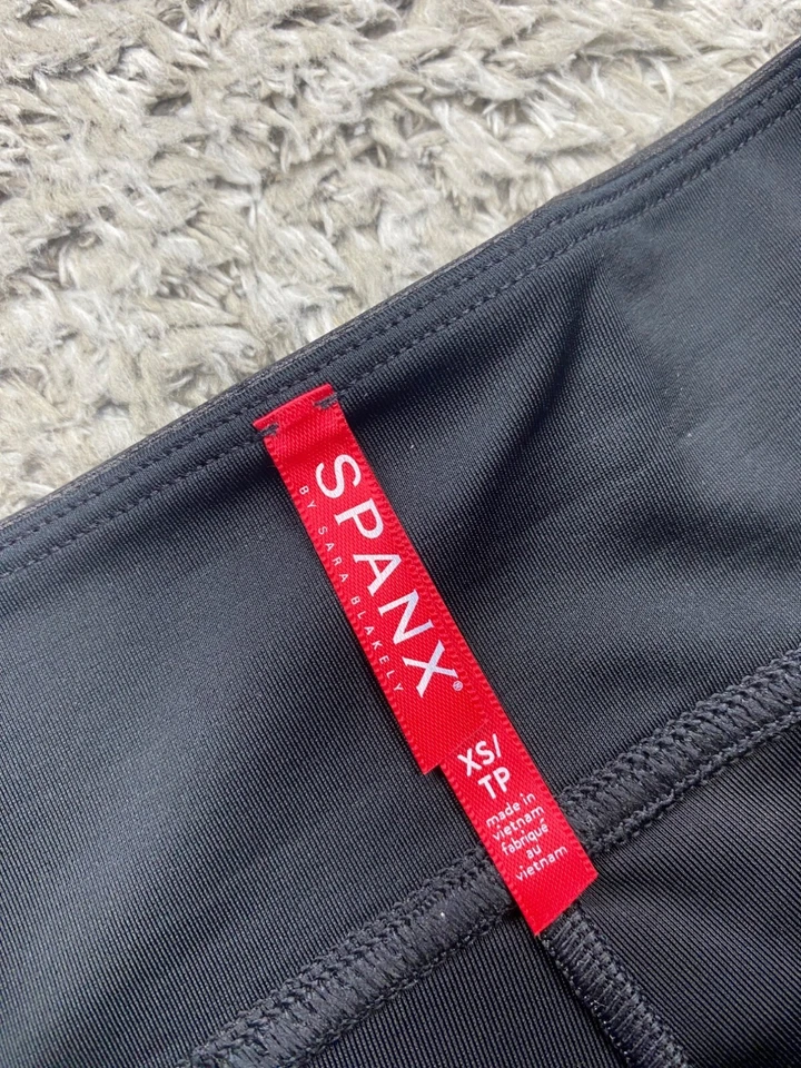 Леггинсы женские Spanx Moto искусственная кожа XS черные без застежек Grudge Whimsy брюки для йоги - Изображение 3 из 4